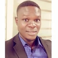 Portrait of Busayo Olukunle
